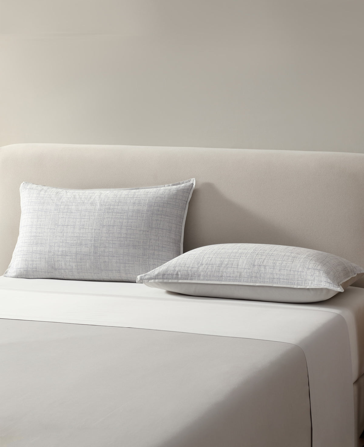 Modern Grid Weave Standard Sham