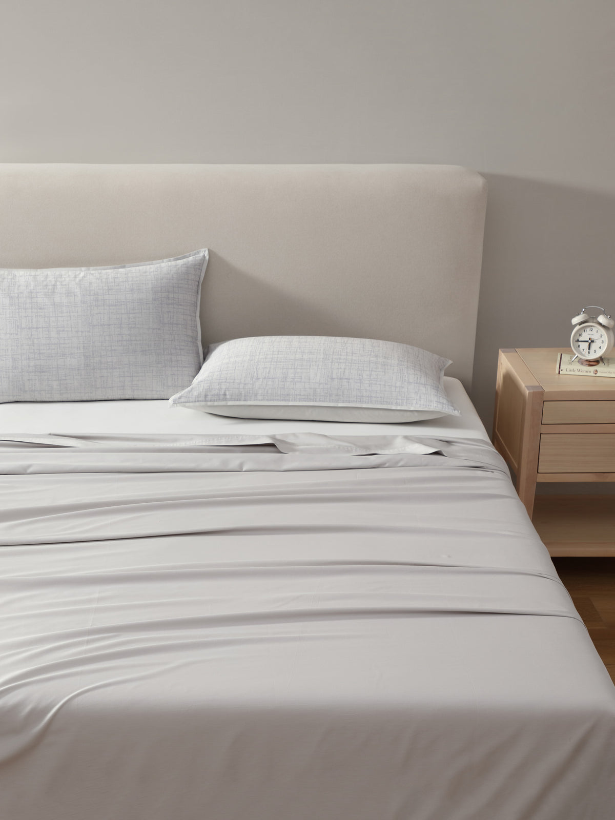 Modern Grid Weave Flat Sheet
