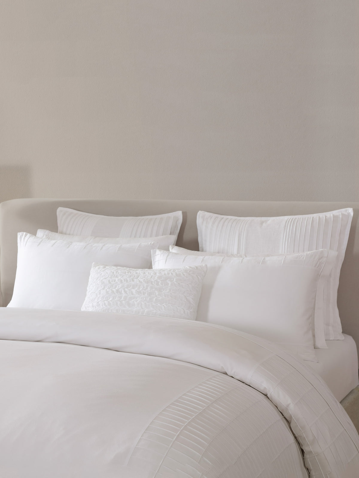 Vera Wang Lattice Tucks European Sham