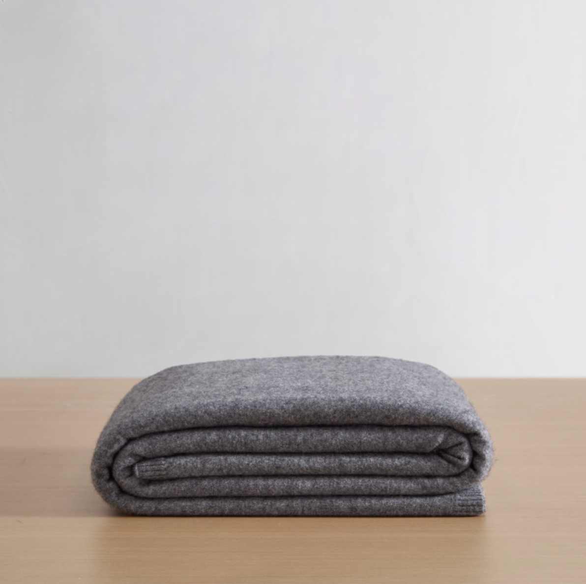 Cashmere &amp; Wool Throw - Iron Gray