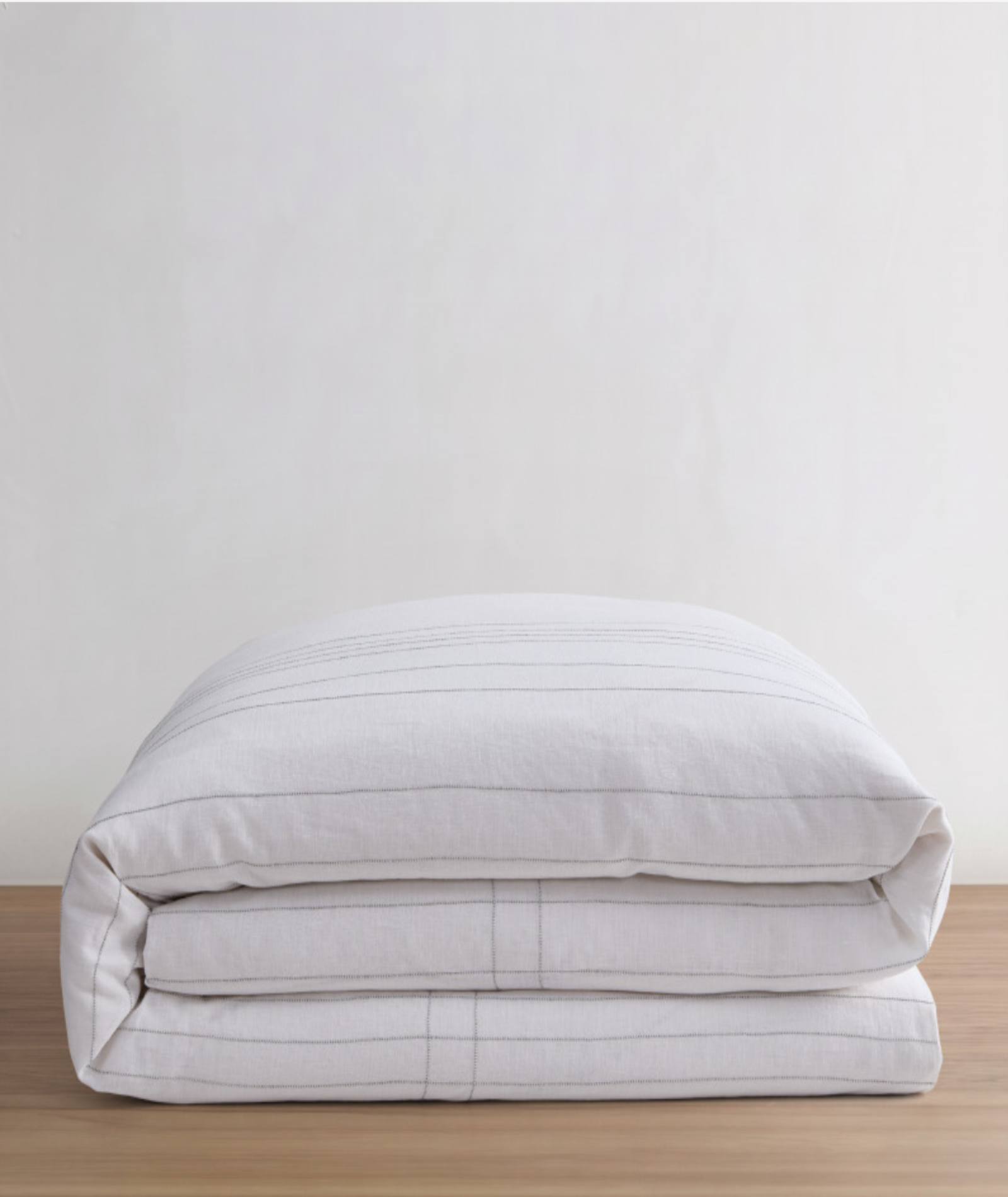 Vera Wang Contrast Bobbin Thread Quilt Cover