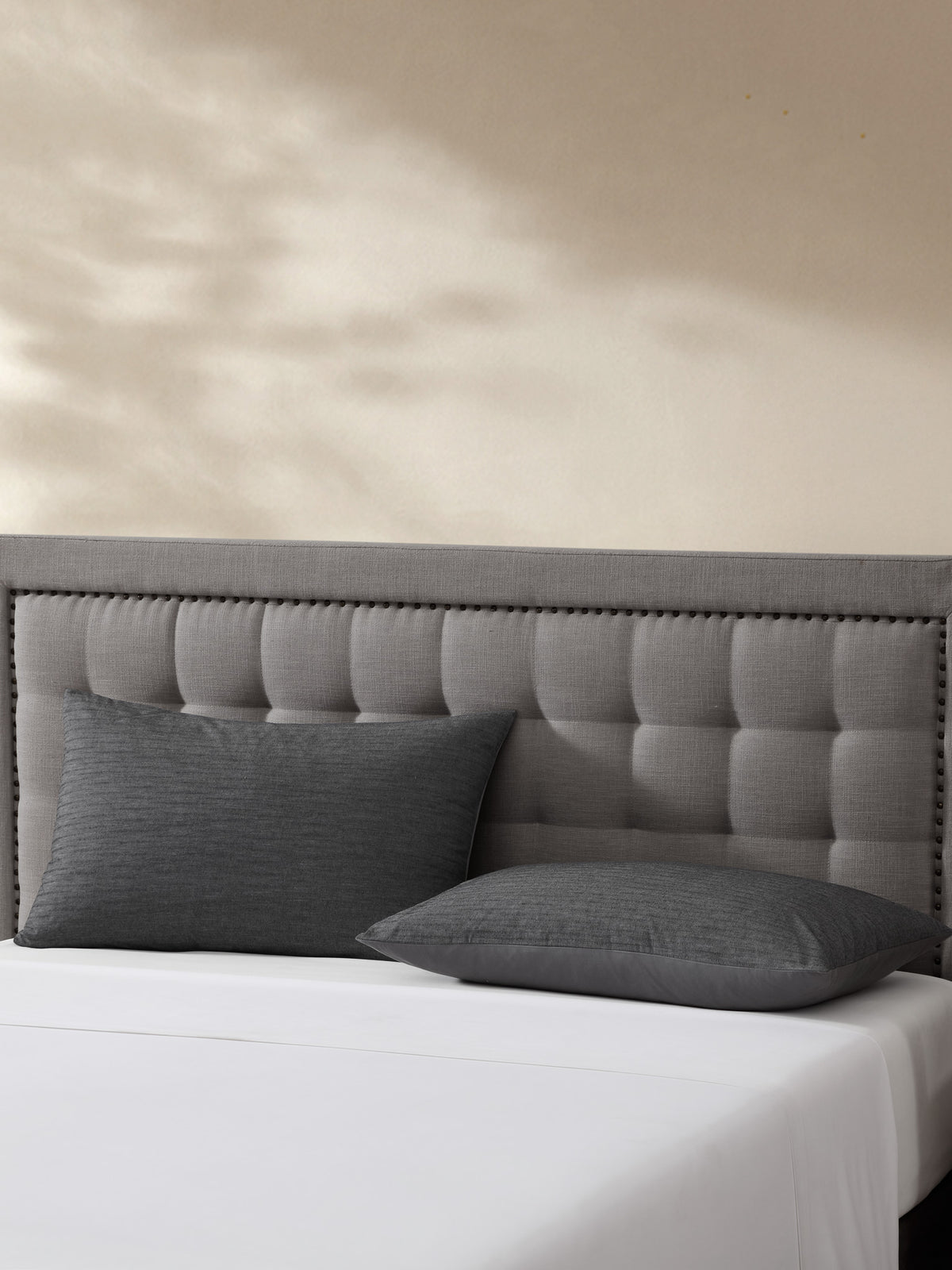 Vera Wang Chambray Weave Standard Sham