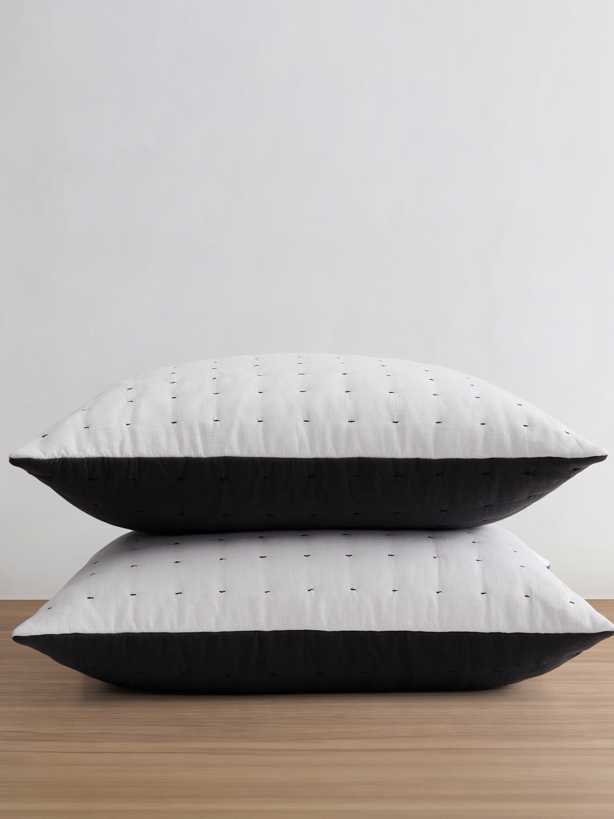 Vera Wang Contrast Bobbin Thread Quilted Euro Sham
