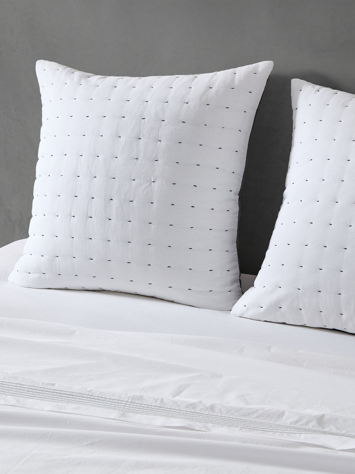 Vera Wang Contrast Bobbin Thread Quilted Euro Sham