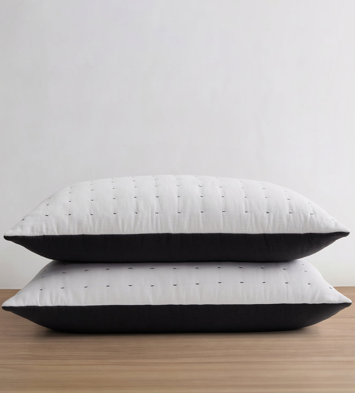 Vera Wang Contrast Bobbin Thread Quilted Standard Sham