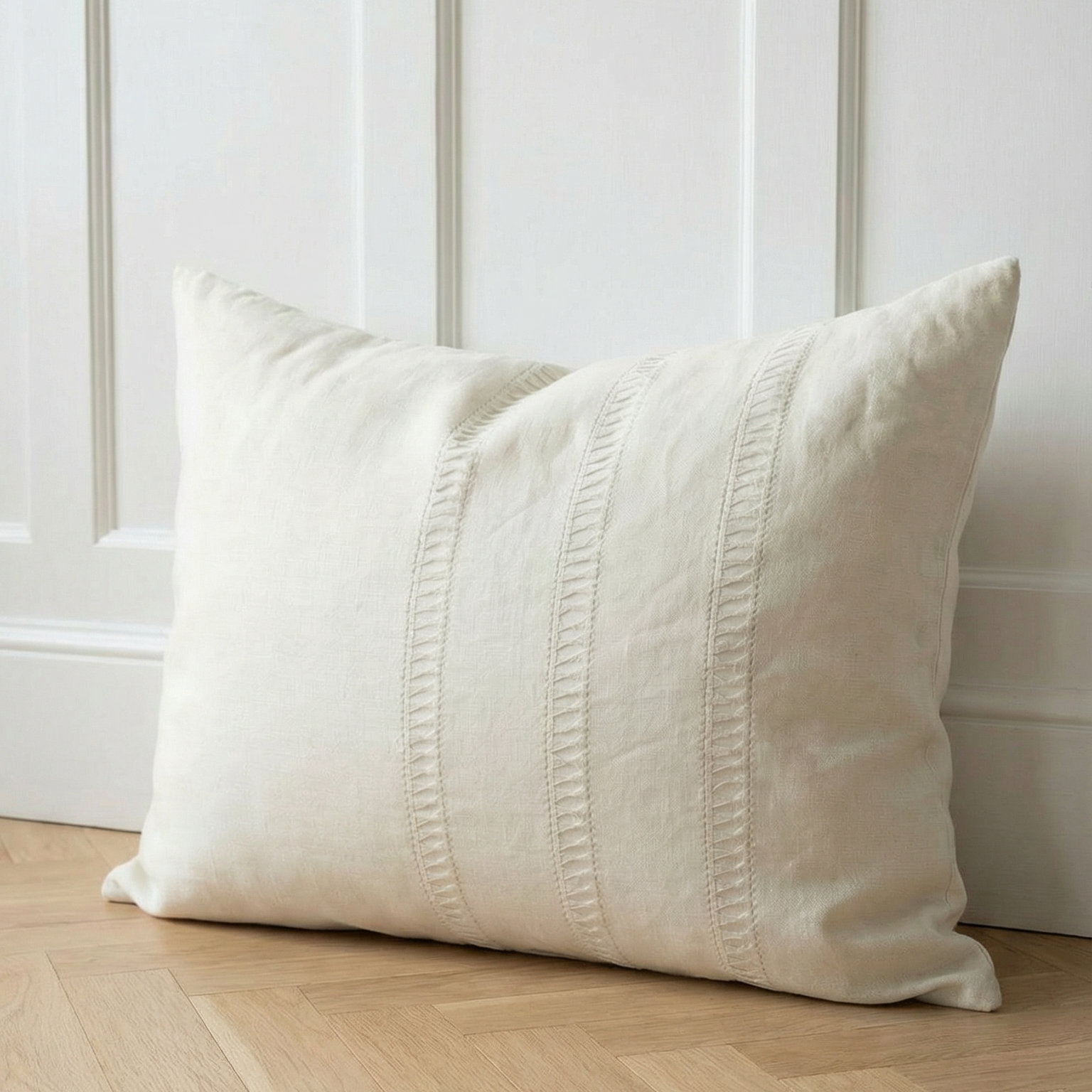 https://harriethome.com.au/products/vera-wang-decorative-cushion